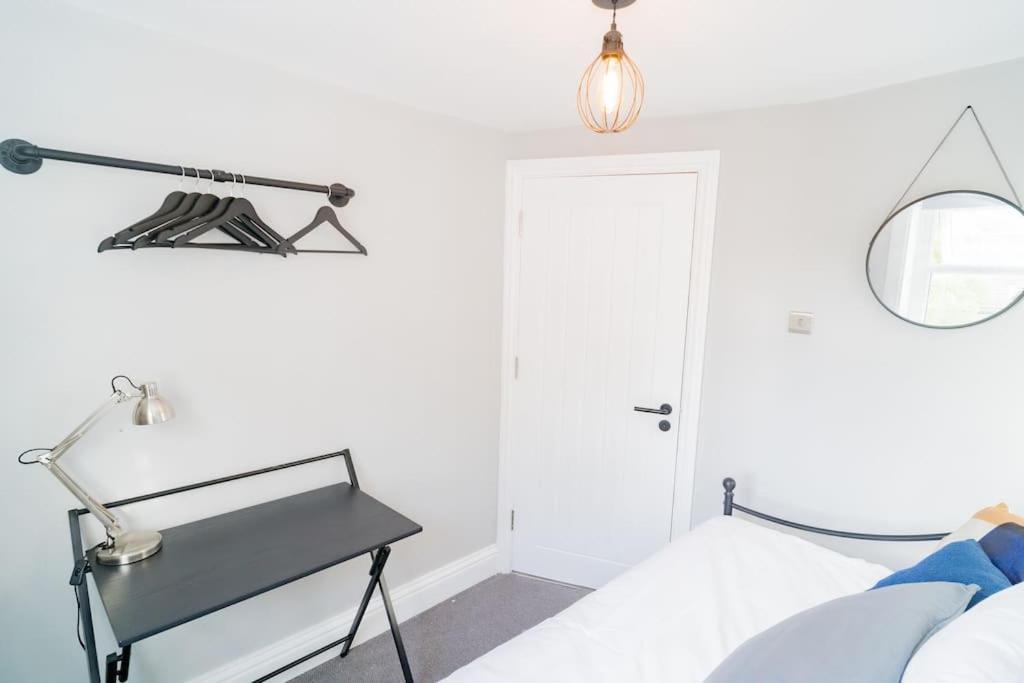 Stunning 3 Bed Home, 5 Mins From * Margate